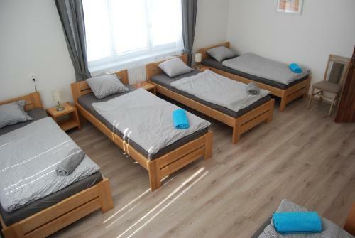 Hostal Penzion Na Rozcest�