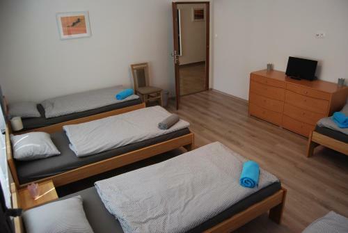 Hostal Penzion Na Rozcest�