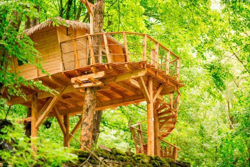 Lodge Treehouse Pod Jestedem