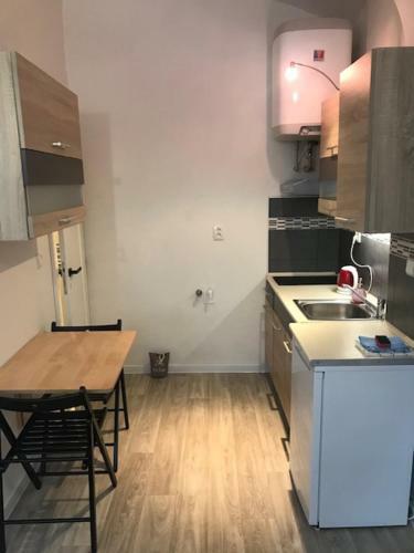 Stuart Apartment