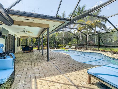 Villa Entire House* Luxurious Home,heated Pool*