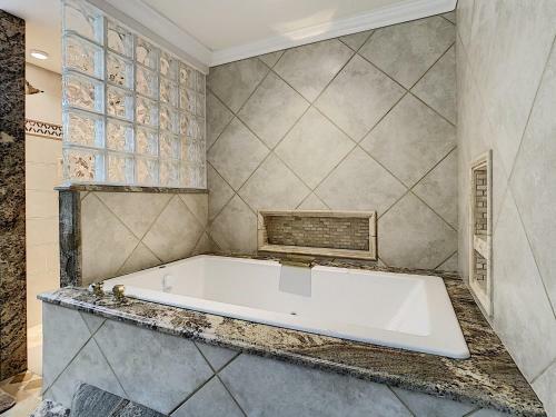Villa Entire House* Luxurious Home,heated Pool*