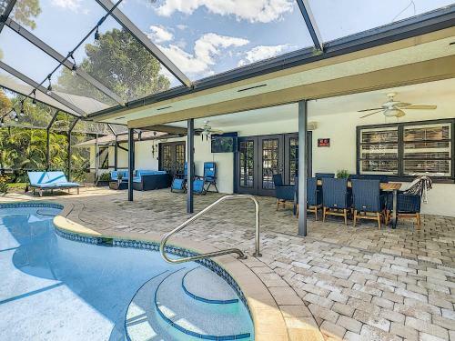 Villa Entire House* Luxurious Home,heated Pool*