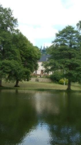 Meyana Lake Manor