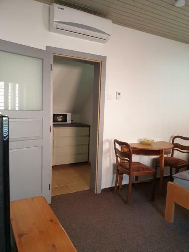 Hostal Ro?mbersk� 62, T?ebo?