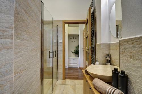 Apartm�ny T?ebo? B�l� Ber�nek