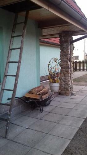 Apartm�ny Na Hl�n?