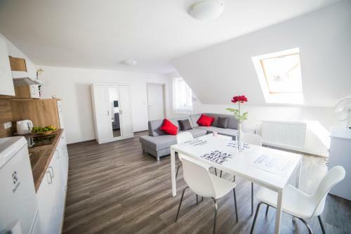 Apartamento Penzion U Parku T?ebo?
