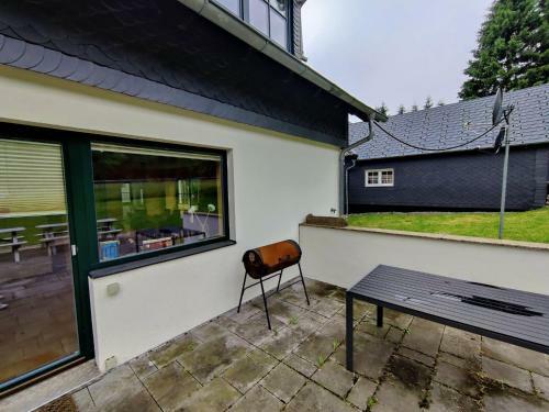 Attractive Holiday Home In Eisfeld With A Garden