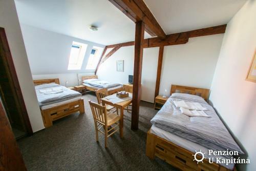 Hostal Penzion U Kapit�na