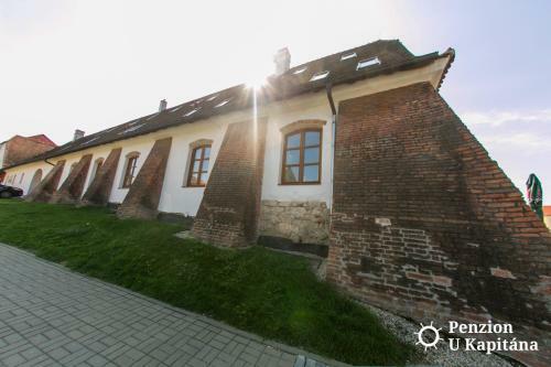 Hostal Penzion U Kapit�na