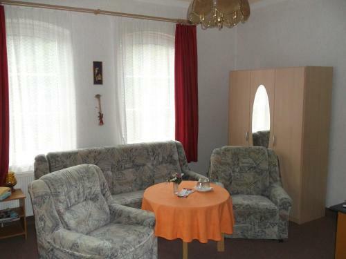 Hostal Pension Und Ferienwohnung Christine Kilian