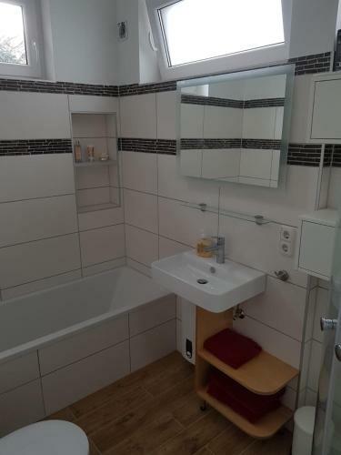 Apartamento Rheingau - Sch�ne M�blierte Ferienwohnung