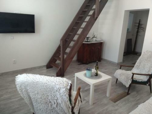 Apartm�ny U Splavu
