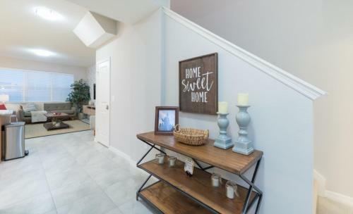 Compass Bay 5113 - Four Bedroom Home