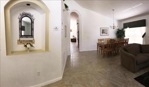 18 Sunrise House