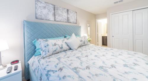 Compass Bay Sunny Palms Townhome - Four Bedroom Home
