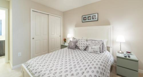 Compass Bay Sunny Palms Townhome - Four Bedroom Home