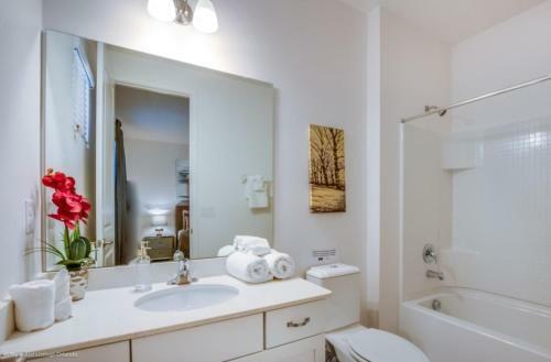 Britannica Luxury Resort Home