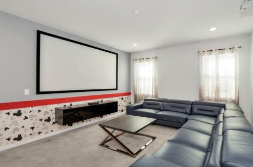 Large 10bd Sleep 21 Game Room Private Pool