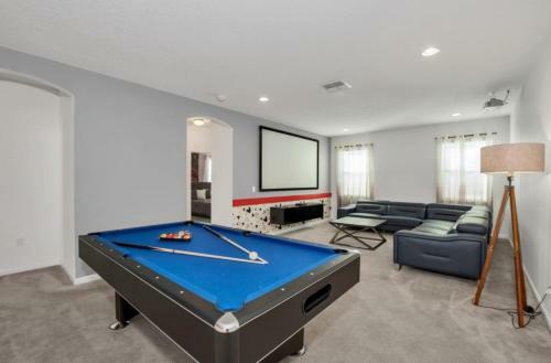 Large 10bd Sleep 21 Game Room Private Pool