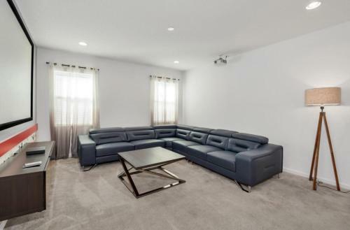 Large 10bd Sleep 21 Game Room Private Pool