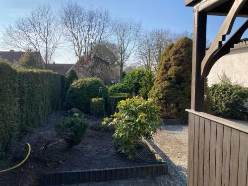 Detached Bungalow 2-5 Persons Free Wifi