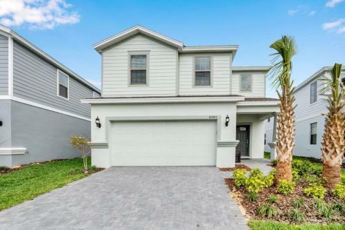 Windsor At Westside Mallory Disney Home