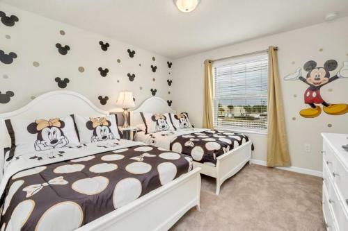 Windsor At Westside Mallory Disney Home