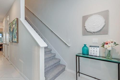 1545carey Townhouse