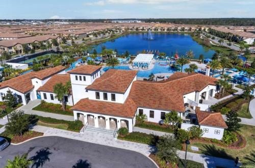 Stay Right Next To Mickey