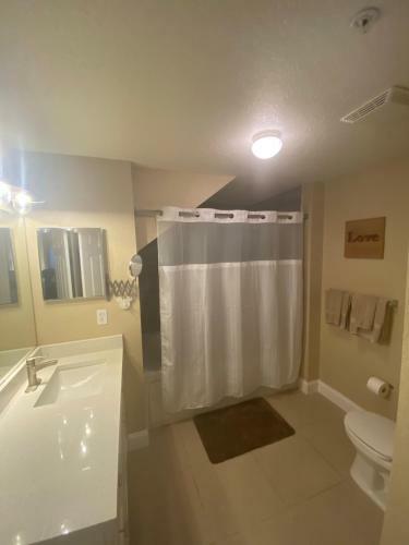 Beautiful Town Home 5 Miles From Disney Entrance