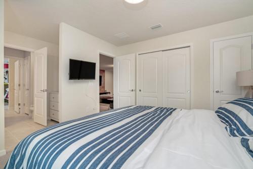 5 Star Villa Close To Disney, Orlando Villa 3180