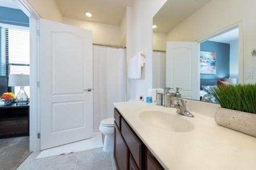 Pleasant Home Near Disney With Private Pool