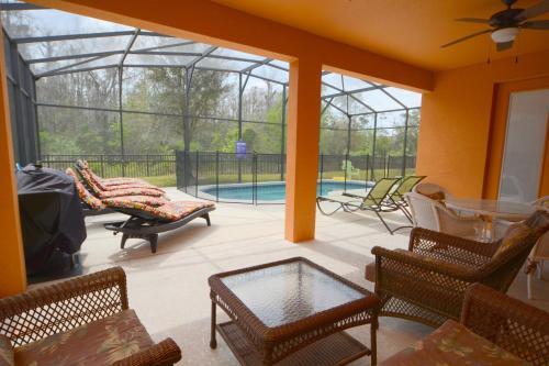 Bella Vida Resort-gorgeous Home With 3-masters!