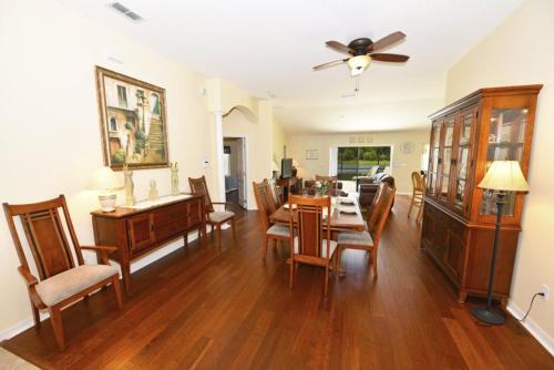 Stylish 4 Bedroom -- Villa Sol Resort Home