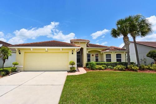 Stylish 4 Bedroom -- Villa Sol Resort Home