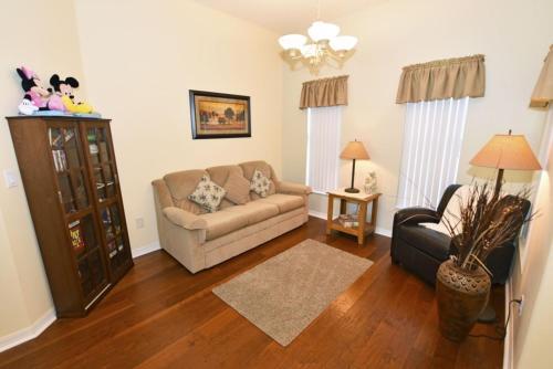 Stylish 4 Bedroom -- Villa Sol Resort Home