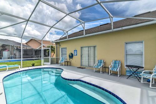 Explore Disney And Universal From This Home With Pool!