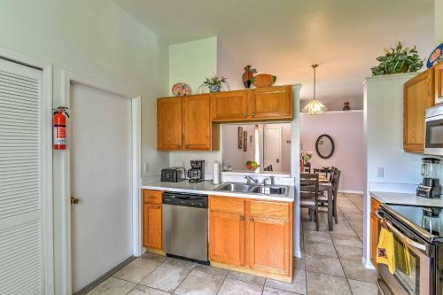 Explore Disney And Universal From This Home With Pool!
