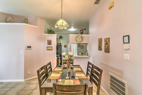 Explore Disney And Universal From This Home With Pool!