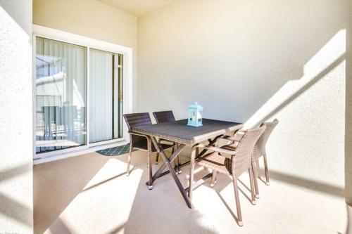World Class - Storey Lake Villa - Sleeps 10 Townhouse