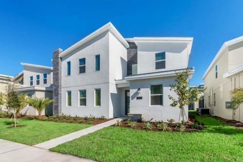 Sunsational Villa With Game Room And Private Pool Home