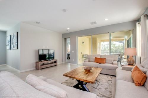 New Solara Resort - Themed Kids Rooms Villa