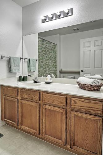 Townhome With Resort Perks, Near Disney And Universal!