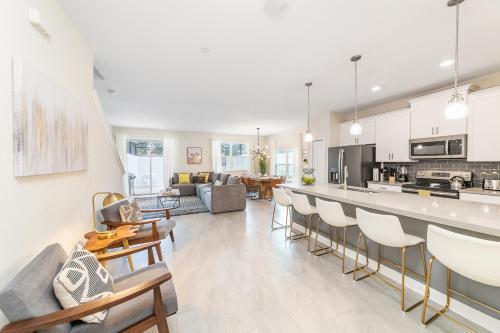 Villa Modern Home With A Nice Private Pool Near Disney