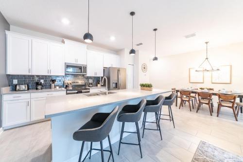 Villa Nice Home Near Disney With Private Pool