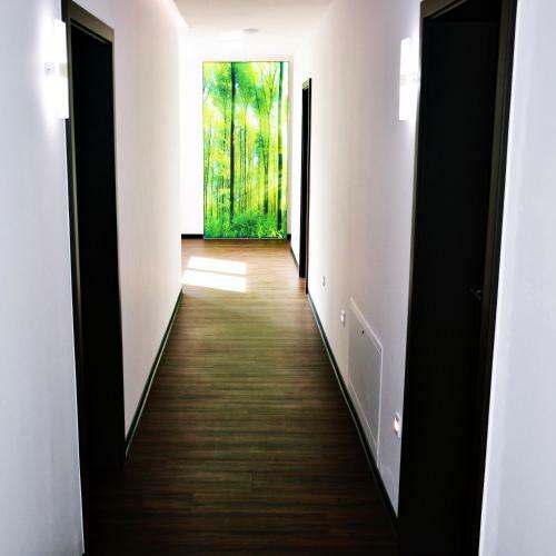 X-hotel