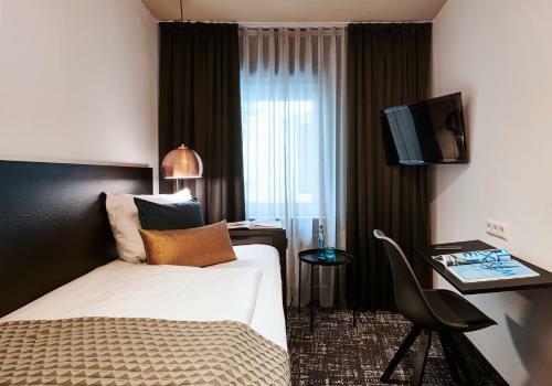 Dom Hotel