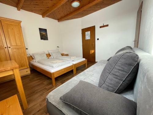 Hostal Pension Hones